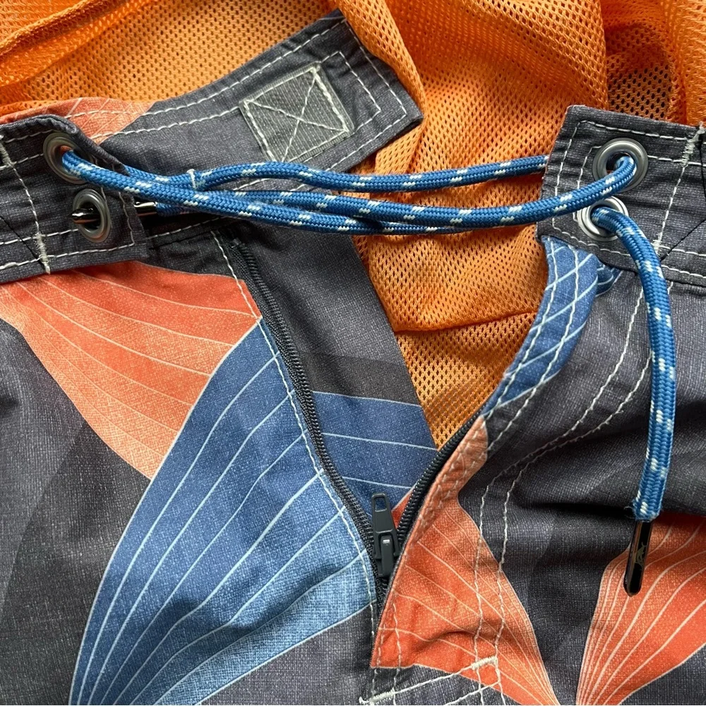 Tommy Bahama Relax Men’s Blue Gray Orange Mesh Lined Swim Trunks - Size L - EUC